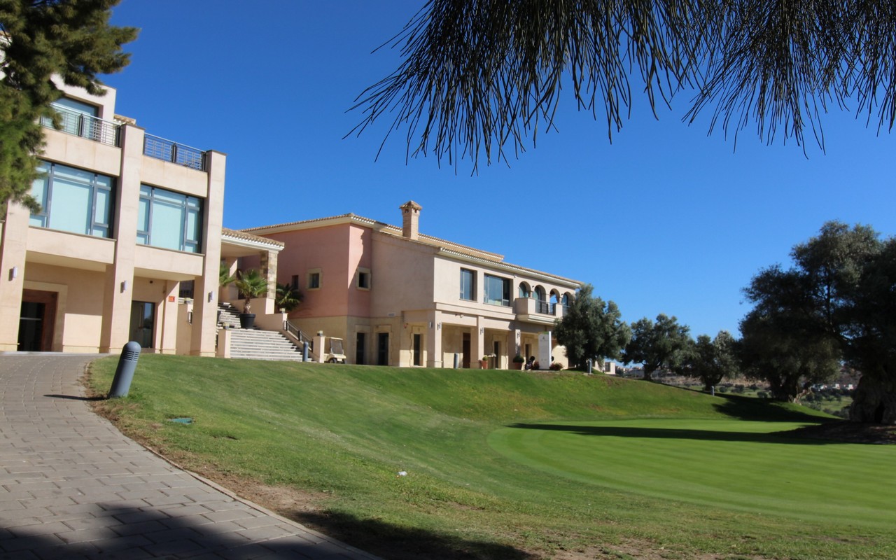 La-Finca-Clubhouse-1-1