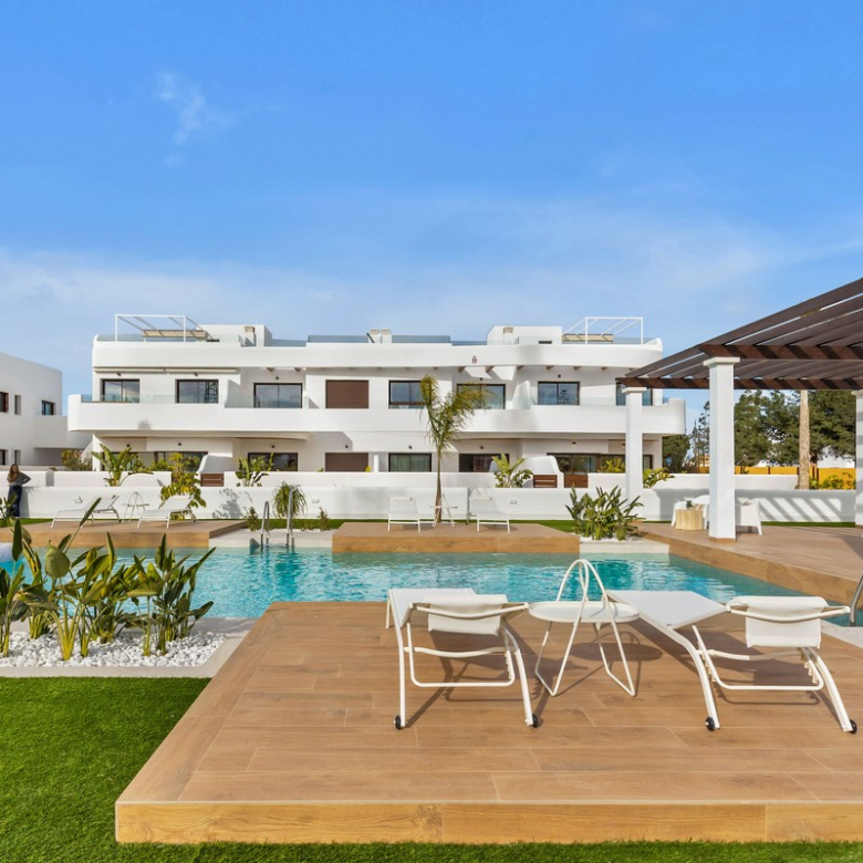 LA Sunrise III Apartments In Los Alcázares